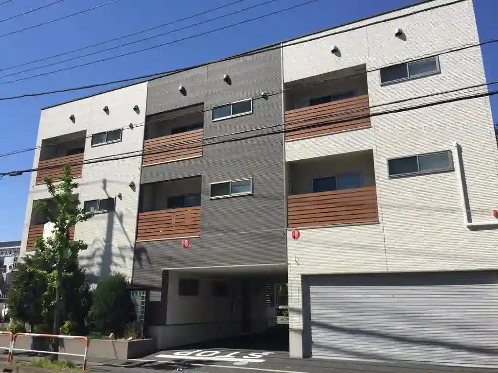 アイエス静 外観